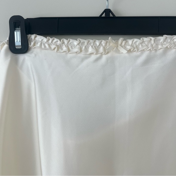 Zara Satin Skirt - Picture 6 of 6